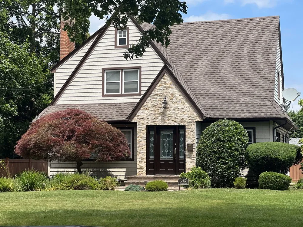 Trusted yard cleanup service in Oceanside, NY by Rath Arborist Services