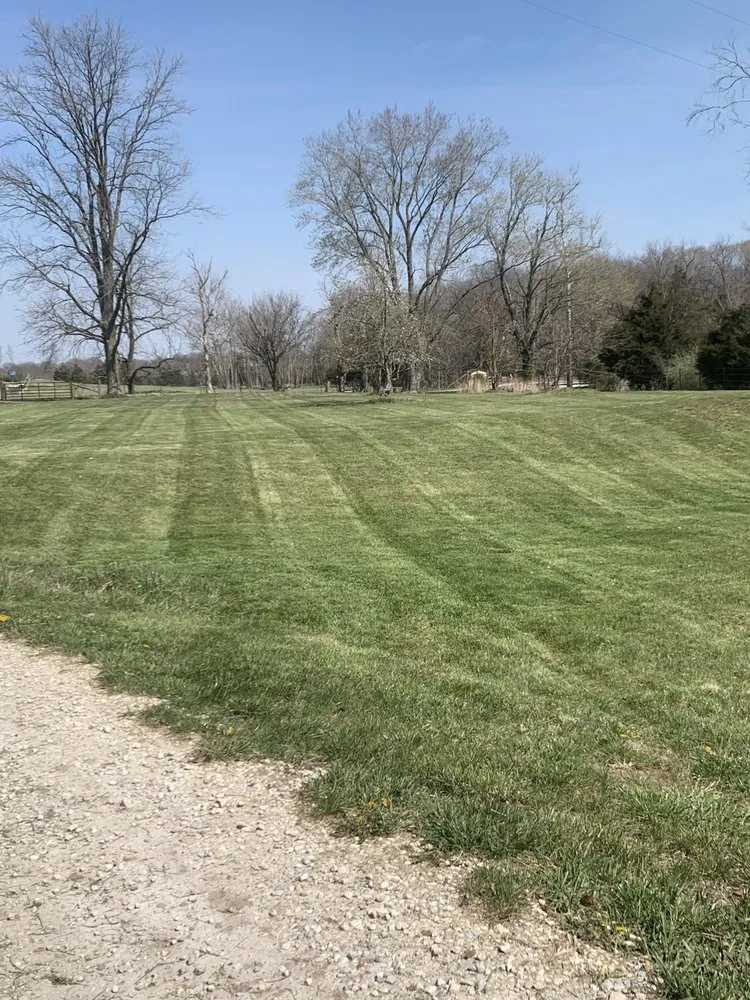 Affordable landscaping services with custom design in Perryville, MO by Rauh’s Outdoor Service