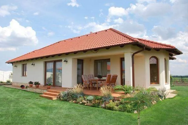 Trusted residential landscaping in Kent, WA by Raul Barrientos Landscaping and Handy