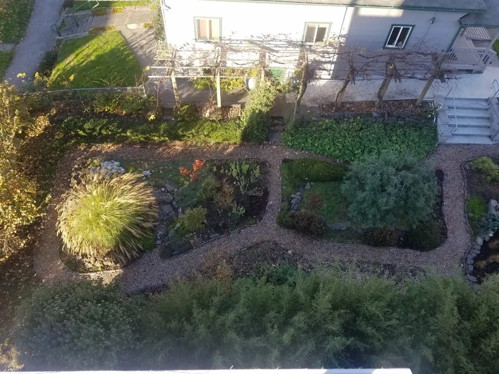 Top-rated landscape installation for residential properties in Kent, WA by Raul Barrientos Landscaping and Handy