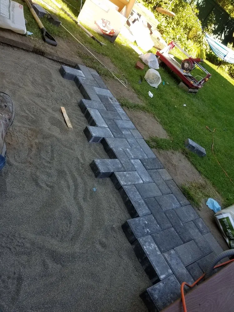 Top-rated landscape installation experts serving Kent, WA - Raul Barrientos Landscaping and Handy