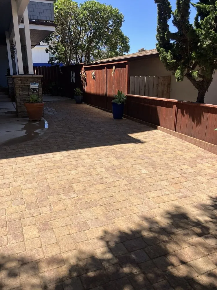 Reliable yard maintenance in Baywood-Los Osos, CA by Raul j Morales Landscaping