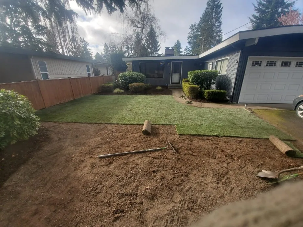 Local outdoor landscaping in Covington, WA by Raul Lawn Maintenance