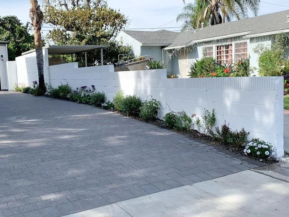 Professional residential landscaping in Inglewood, CA by Raul Ramirez Landscaping