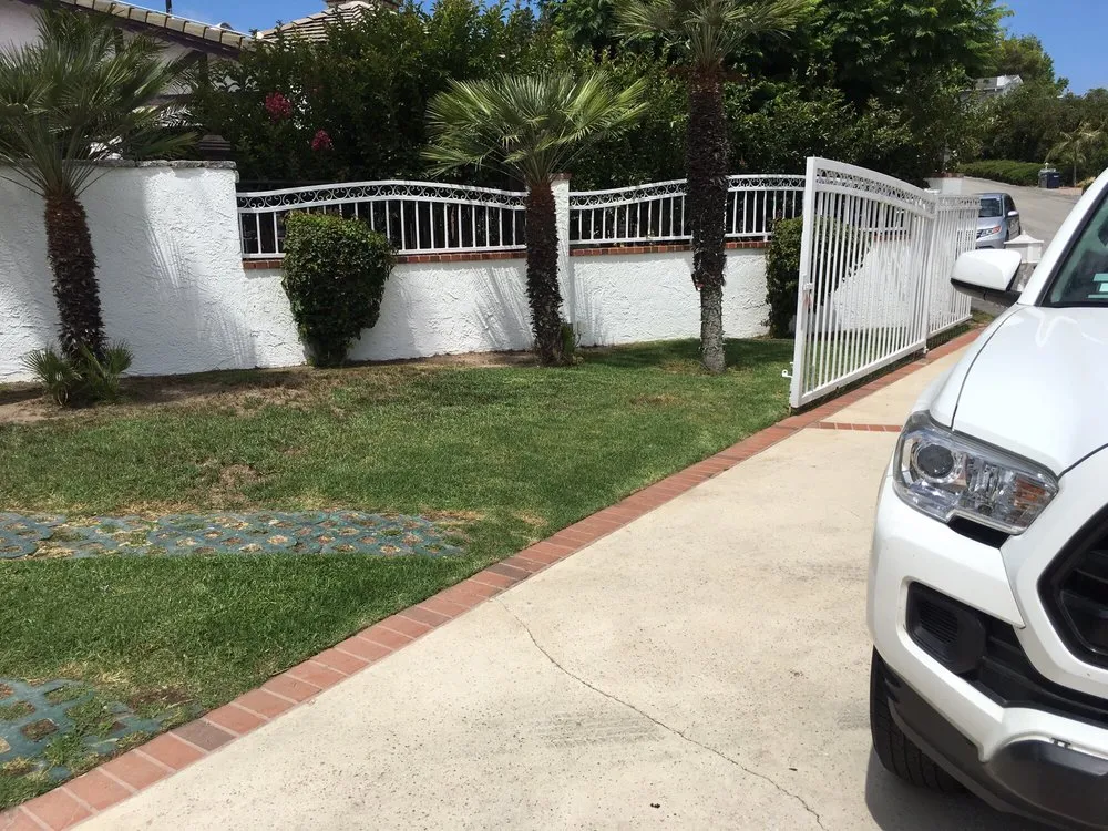 Trusted yard maintenance in Inglewood, CA - Raul Ramirez Landscaping