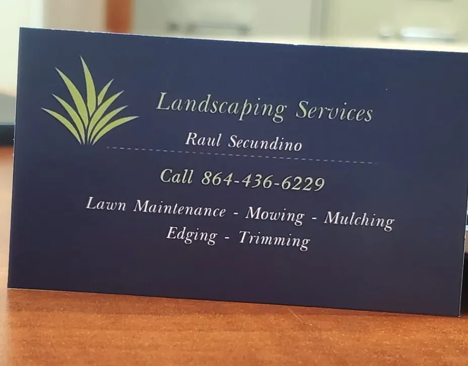 Custom yard maintenance experts serving Easley, SC - Raul's Landscape