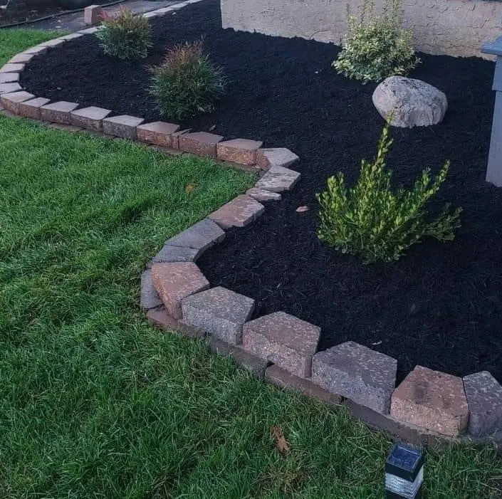 Reliable yard maintenance with custom design across Easley, SC - Raul's Landscape