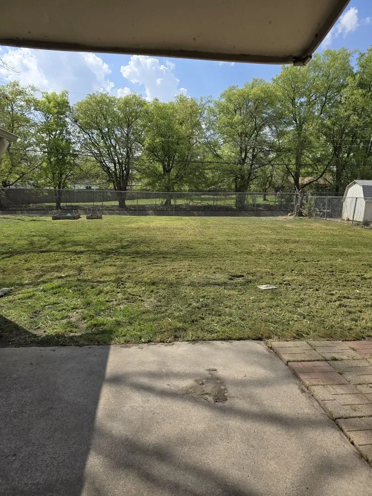 Local residential landscaping for beautiful yards in Fort Worth, TX by Rauls Lawn Care