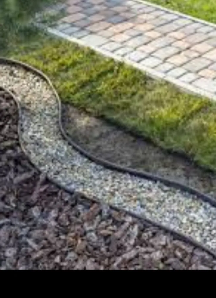 Reliable lawn mowing service experts serving Phoenix, AZ - Rauls Multi Service