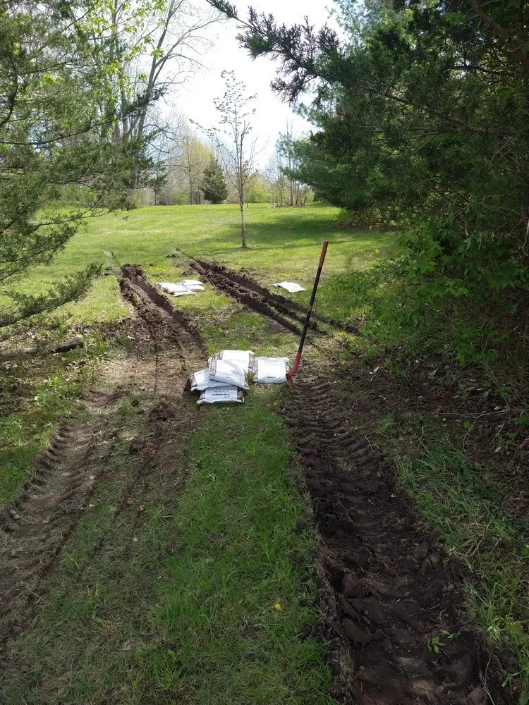 Professional lawn care service experts serving Flat Rock, MI - Raupp Brothers Landscaping