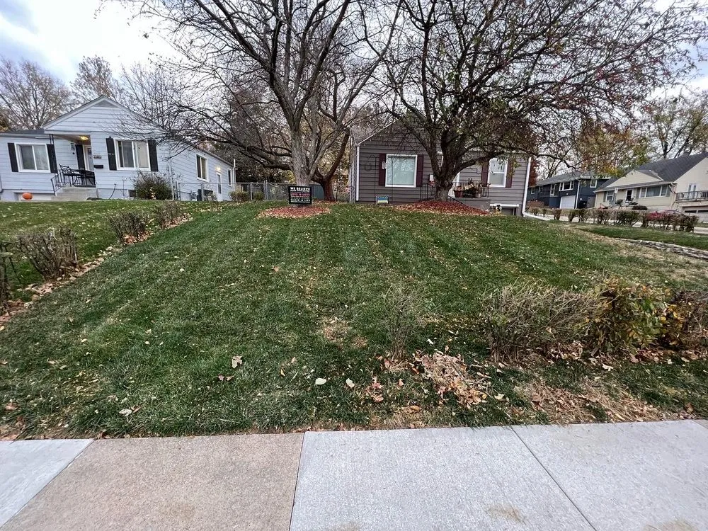 Local lawn care service with custom design in Omaha, NE by Ravage LawnManators