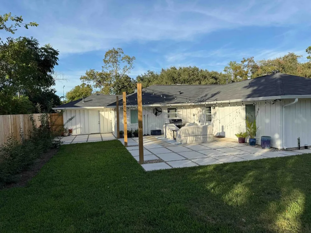 Local lawn care service for outdoor upgrades across Houston, TX - Ravenscourt Landscaping & Design