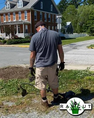 Rawcut Lawn Care