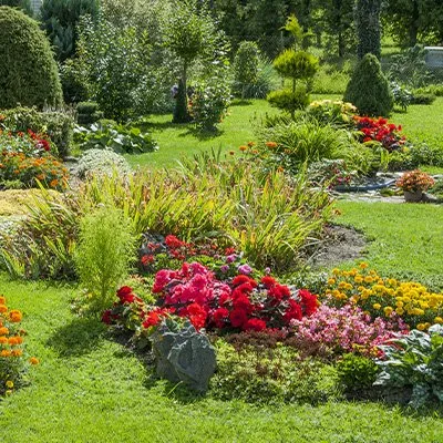 Expert lawn mowing service experts serving Newport News, VA - Rawman Ripp Landscaping