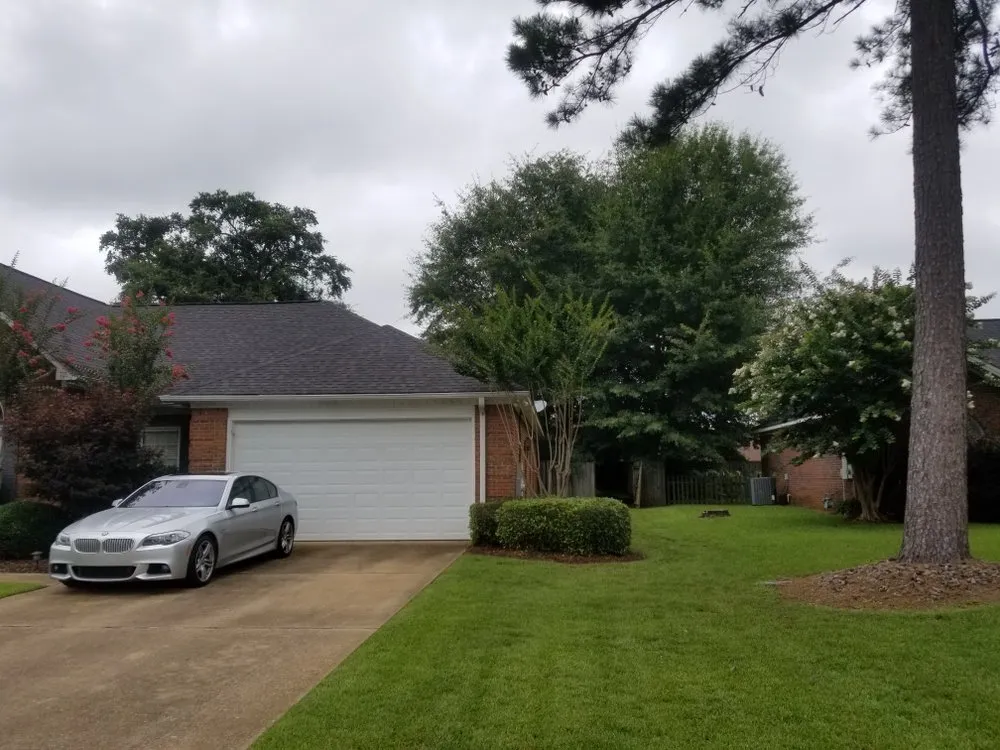 Professional residential landscaping in Tuscaloosa, AL by Ray of Hope Properties