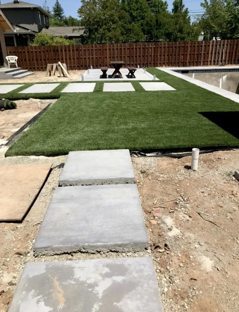 Trusted yard cleanup service for year-round maintenance in Sacramento, CA by Raya’s Landscaping