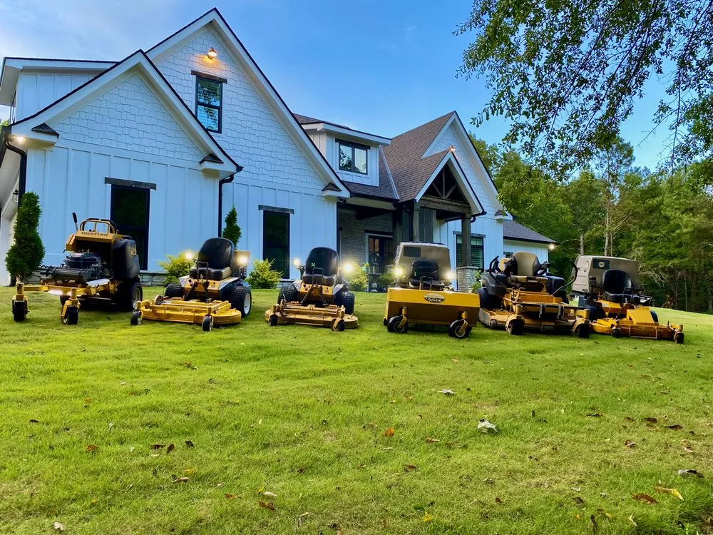Reliable residential landscaping in Opelika, AL by Rayburn Lawn Care