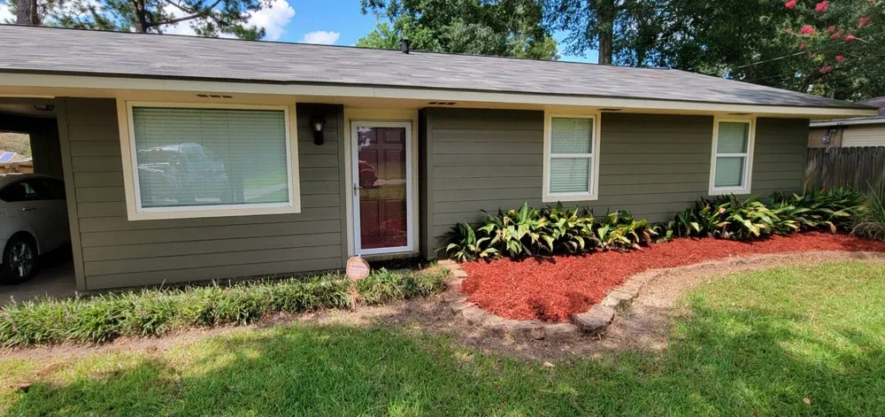 Expert outdoor landscaping experts serving Gonzales, LA - Raymond Lawn & Landscape