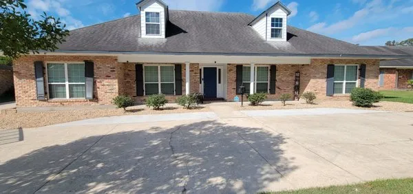 Raymond Lawn & Landscape