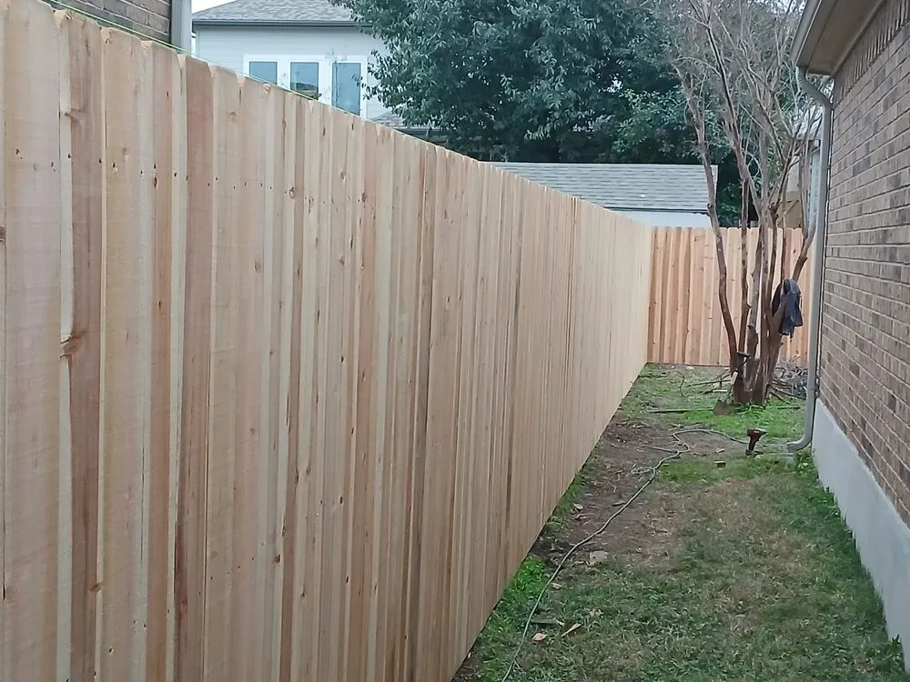 Affordable lawn mowing service in Austin, TX - Raymond's Landscaping & Tree Services