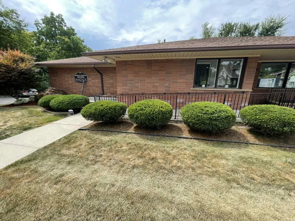 Professional yard cleanup service experts serving Wyandotte, MI - Raymonds Lawn Care and Maintenance