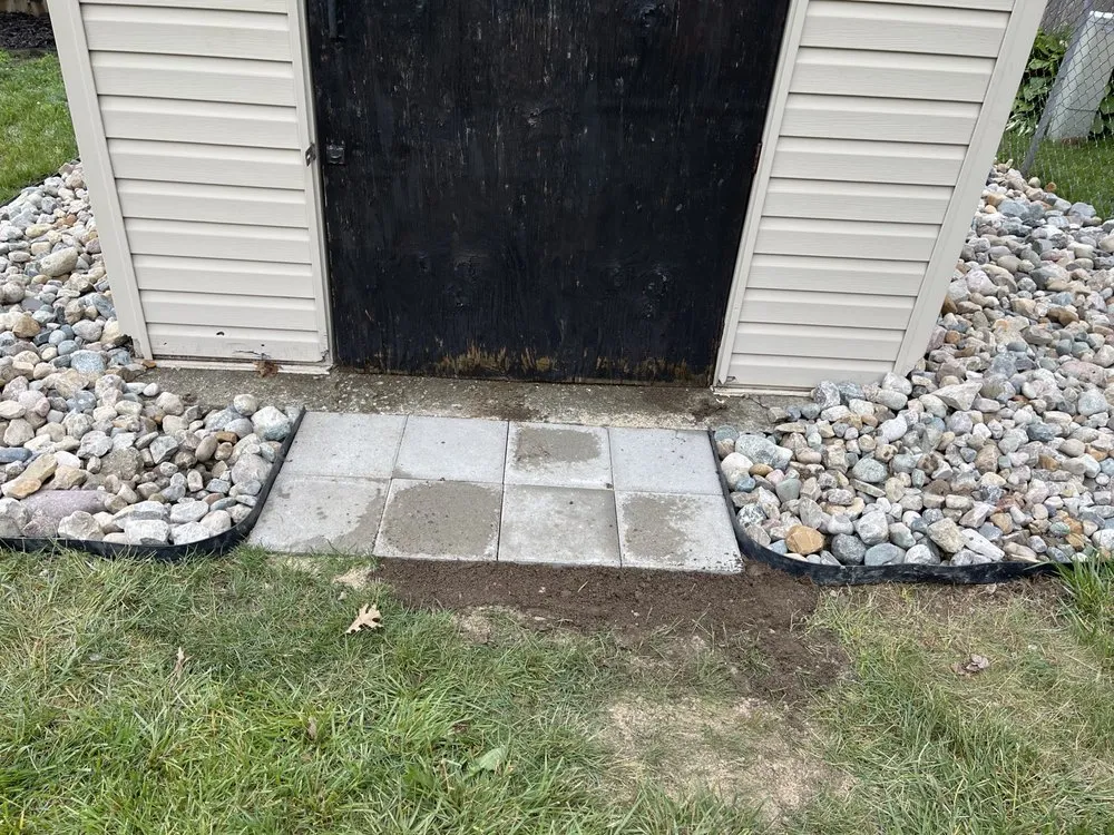 Top-rated landscape installation experts serving Wyandotte, MI - Raymonds Lawn Care and Maintenance