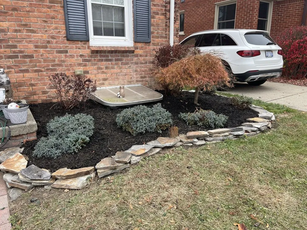 Affordable outdoor landscaping for beautiful yards in Wyandotte, MI by Raymonds Lawn Care and Maintenance