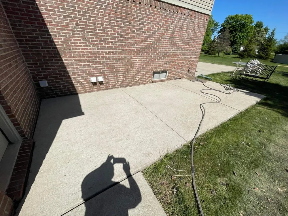 Trusted lawn care service for year-round maintenance across Wyandotte, MI - Raymond’s Lawn Care