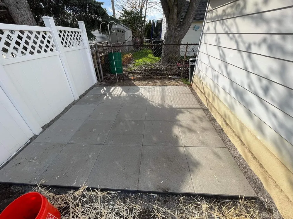 Reliable outdoor landscaping in Wyandotte, MI by Raymond’s Lawn Care