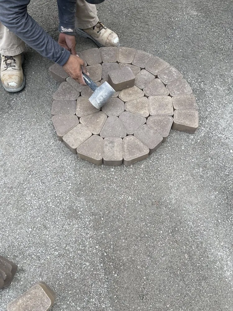 Affordable residential landscaping in Wyandotte, MI - Raymond’s Lawn Care