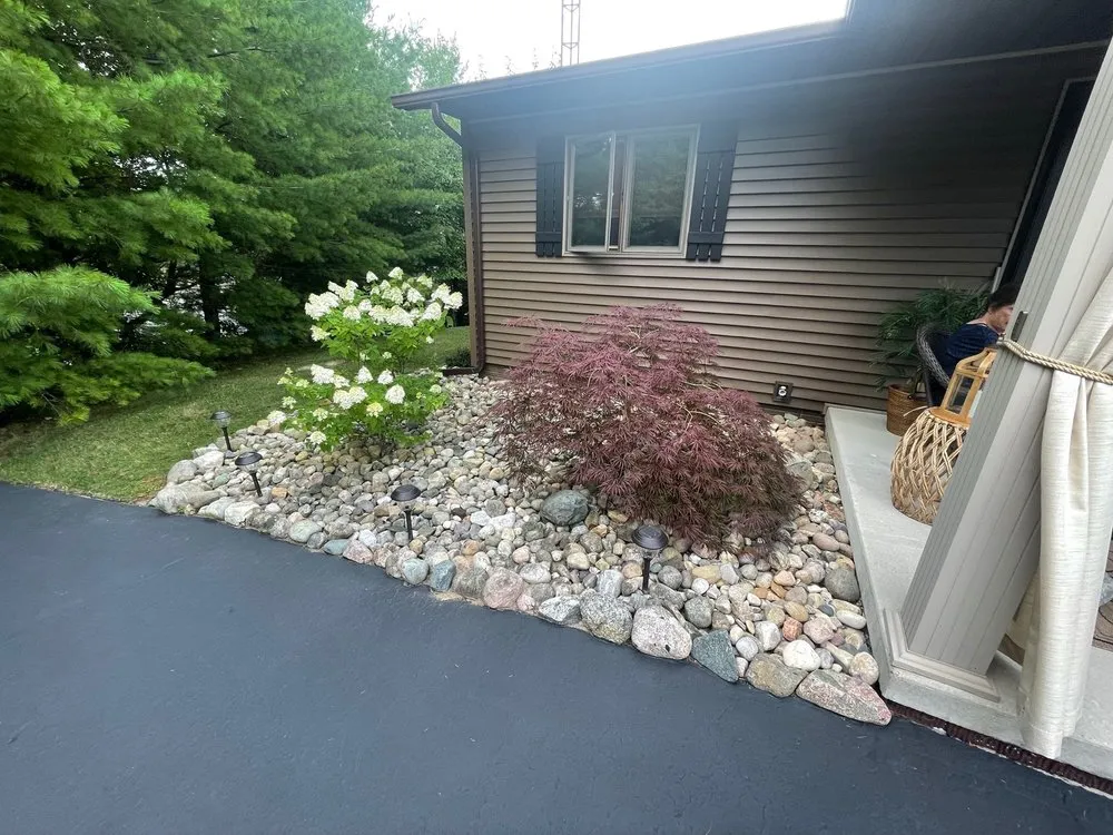 Local residential landscaping in Wyandotte, MI - Raymond’s Lawn Care