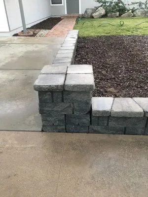 Raymundo Landscaping maintenance Logo