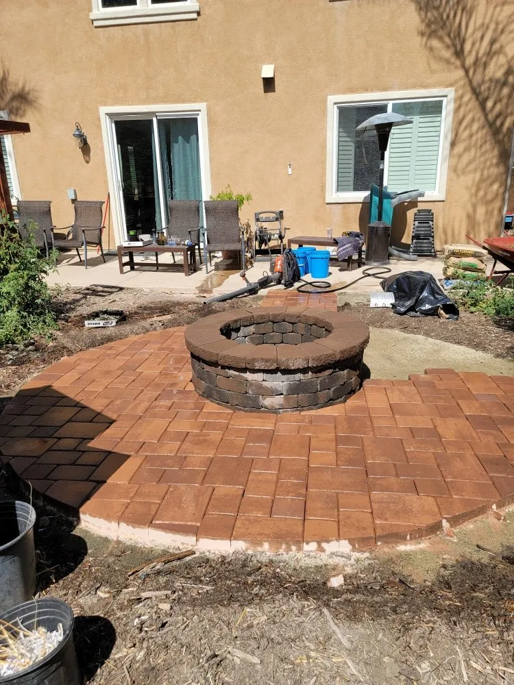 Reliable outdoor landscaping experts serving San Diego, CA - Raymundo Landscaping