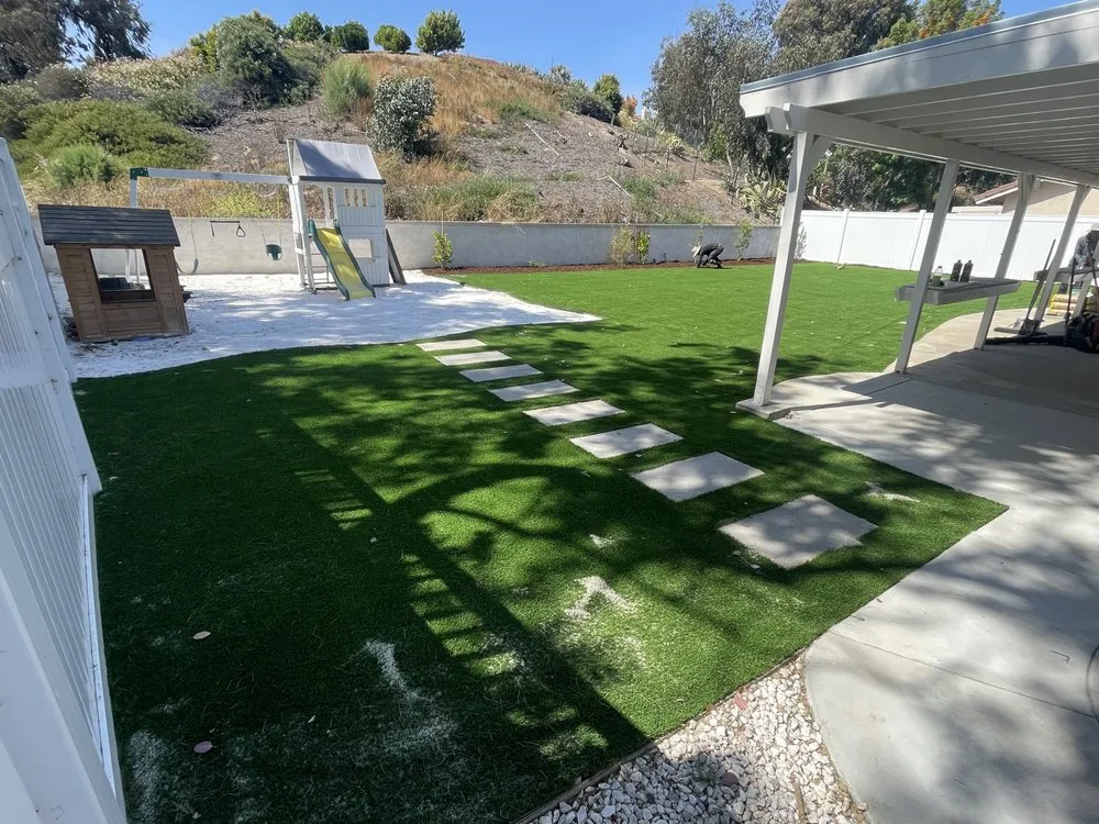 Trusted lawn care service experts serving Fallbrook, CA - Raymundo Landscaping Tree Service