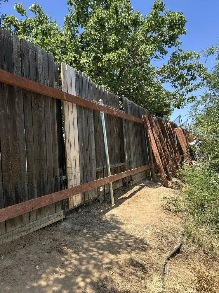 Custom residential landscaping in Bakersfield, CA - Raymundo’s Gardening Services