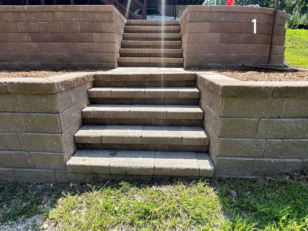 Local landscape design in Chattanooga, TN by Raymundo's Retaining wall & lands