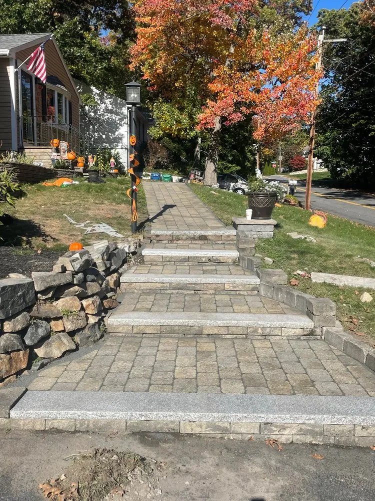 Affordable landscaping services in Tewksbury, MA - Rayner Enterprises