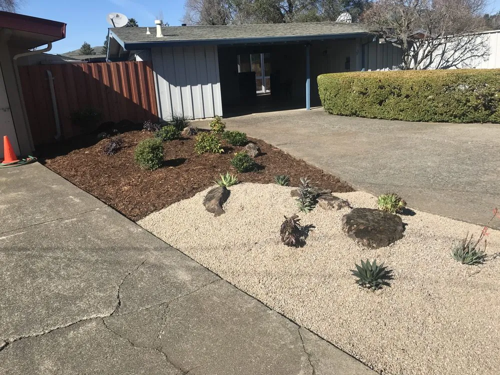 Professional lawn mowing service in Novato, CA - Rayner Landscaping