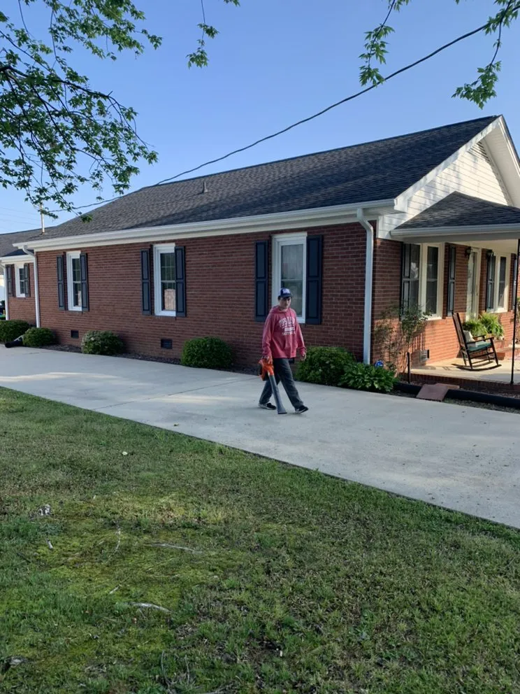 Reliable garden landscaping experts serving Goldsboro, NC - Raynor Lawn Care and Pressure Washing