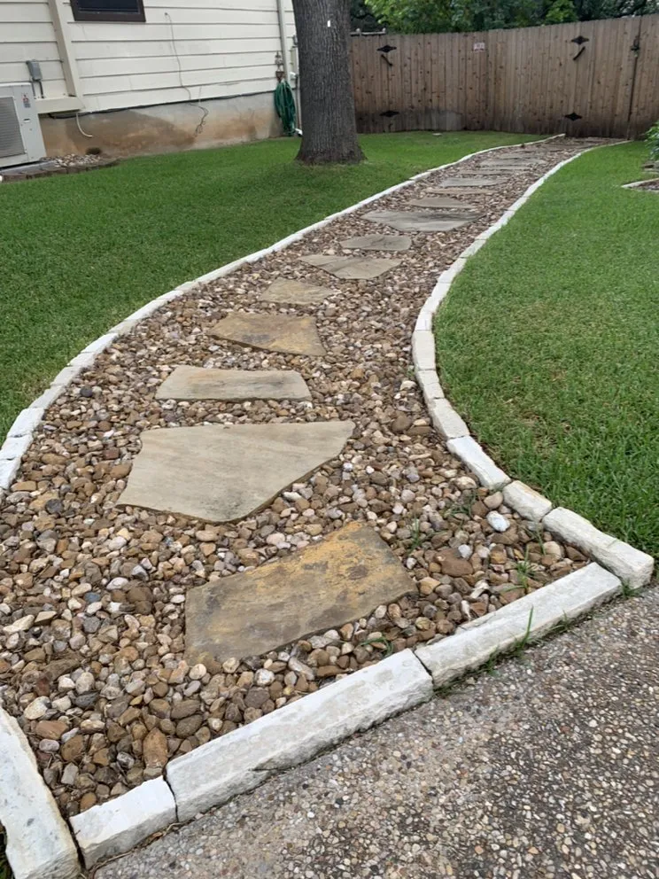Top-rated lawn care service in Dale, TX by Rayon Landscaping