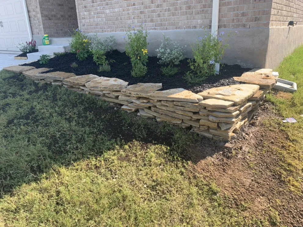 Affordable outdoor landscaping in Dale, TX - Rayon Landscaping