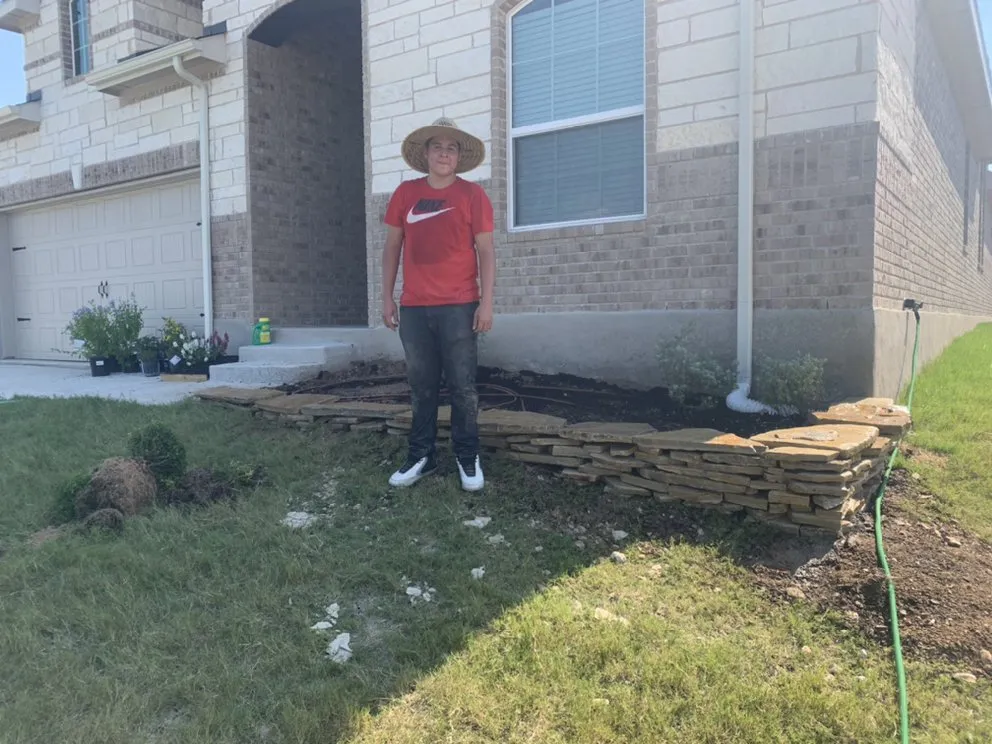 Expert yard cleanup service in Dale, TX - Rayon Landscaping