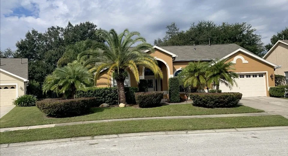 Professional yard cleanup service for year-round maintenance across Altamonte Springs, FL - Ray's Budget Cuts