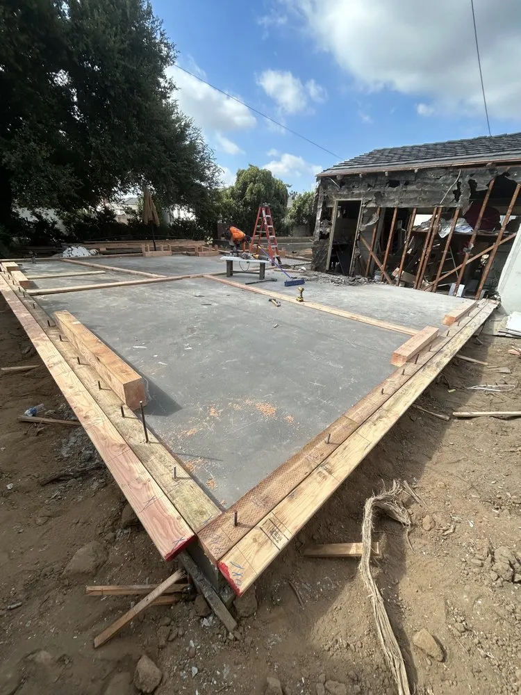 Affordable garden landscaping in Hacienda Heights, CA by Rays Demo & Construction