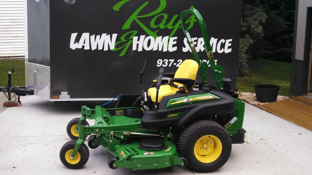 Expert yard cleanup service in Bellefontaine, OH - Ray's Lawn & Home Service