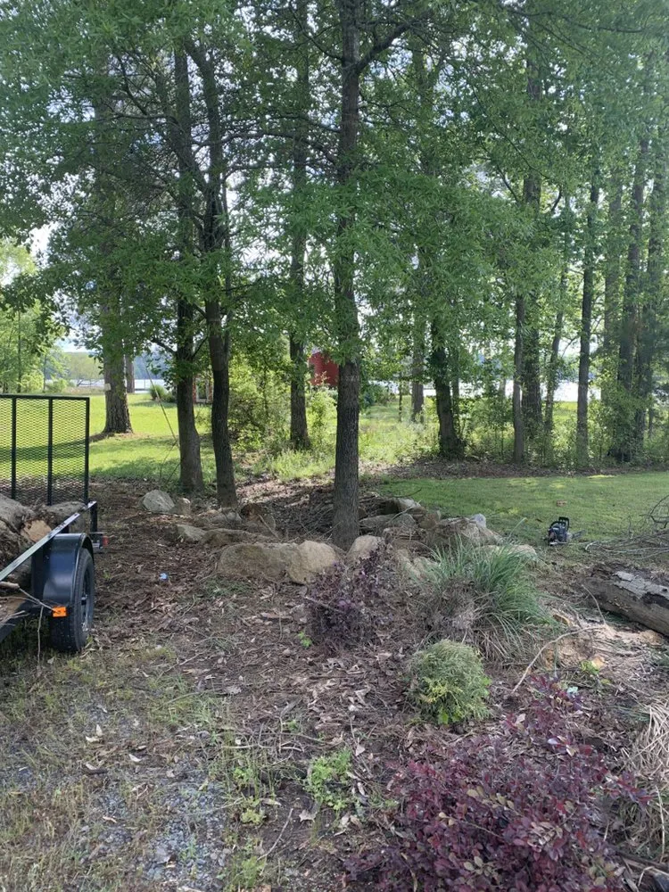 Local lawn mowing service in Winnsboro, SC - Rays lawn care and pressure washing