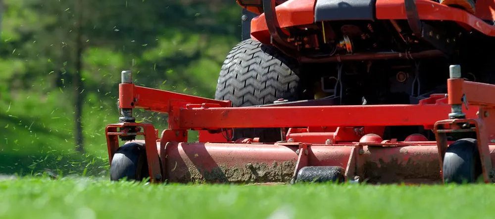 Trusted landscaping services in Ardmore, OK - Ray's Lawn Maintenance