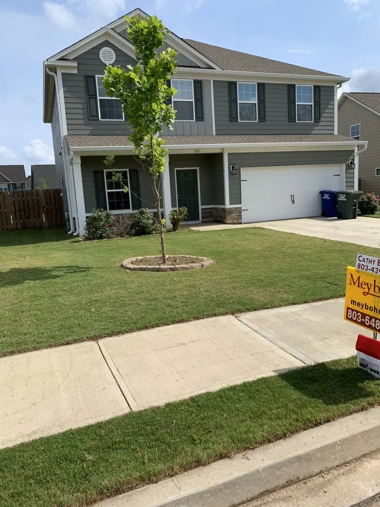 Top-rated lawn mowing service in Aiken, SC by Rays Lawn Service