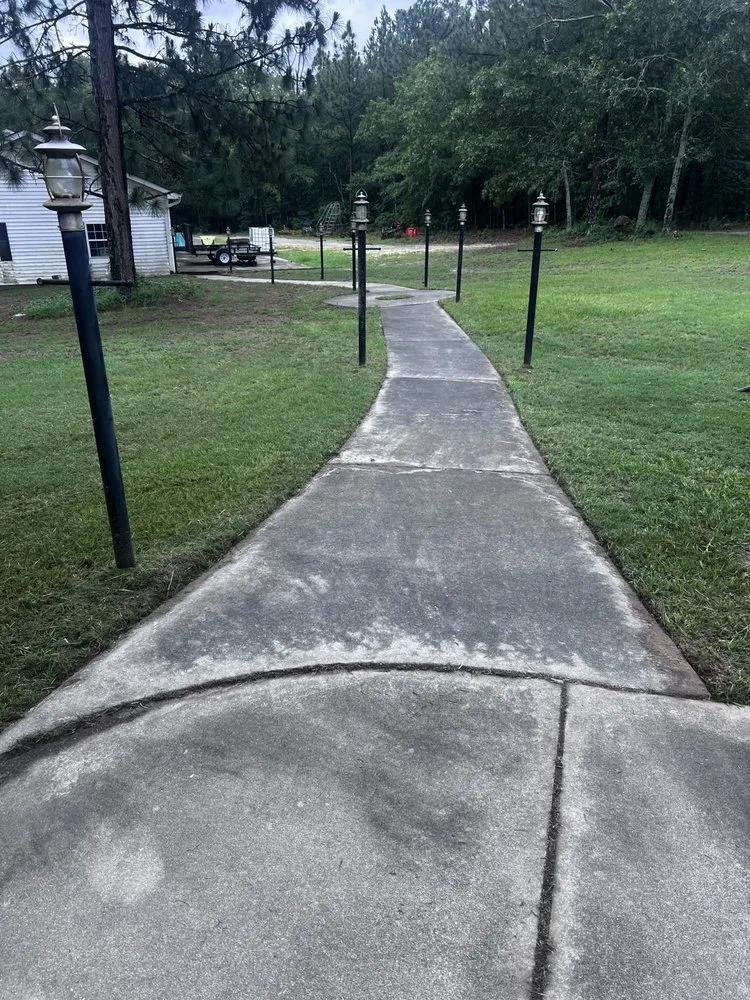 Expert lawn care service in Aiken, SC - Rays Lawn Service