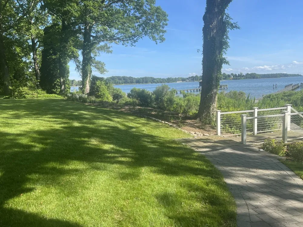 Custom lawn care service for residential properties across Lexington Park, MD - Ray’s Lawncare and Landscape Service